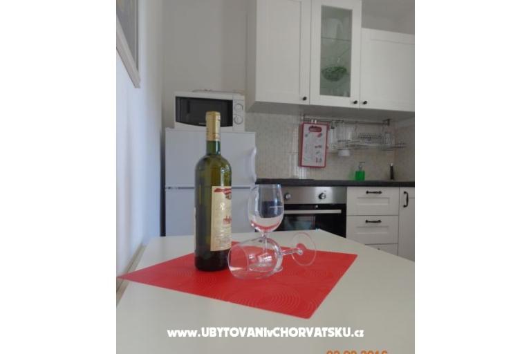 Apartmani Skrivena  – foto 11