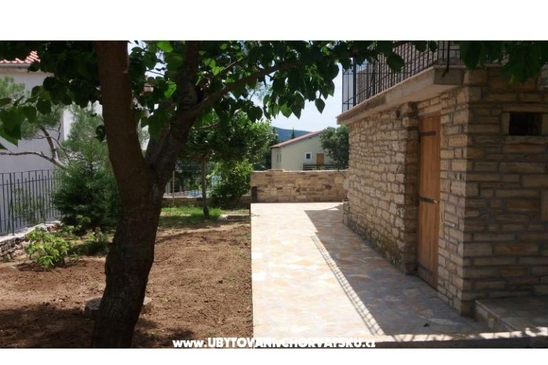 Apartmani Skrivena  – foto 5