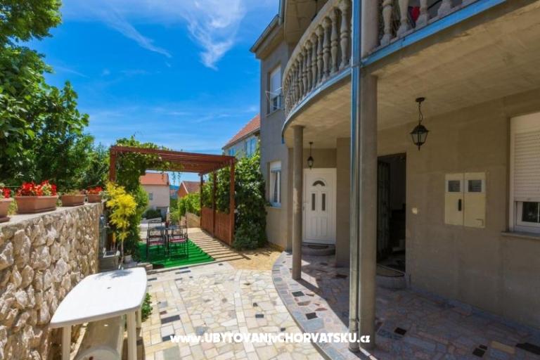 Apartmani Lucia – foto 17