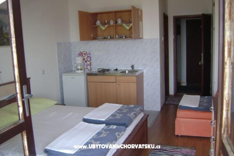 Studio Apartmani Klenovica – foto 16