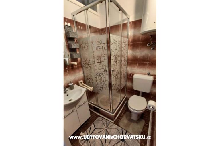 Apartmani Leonarda – foto 13