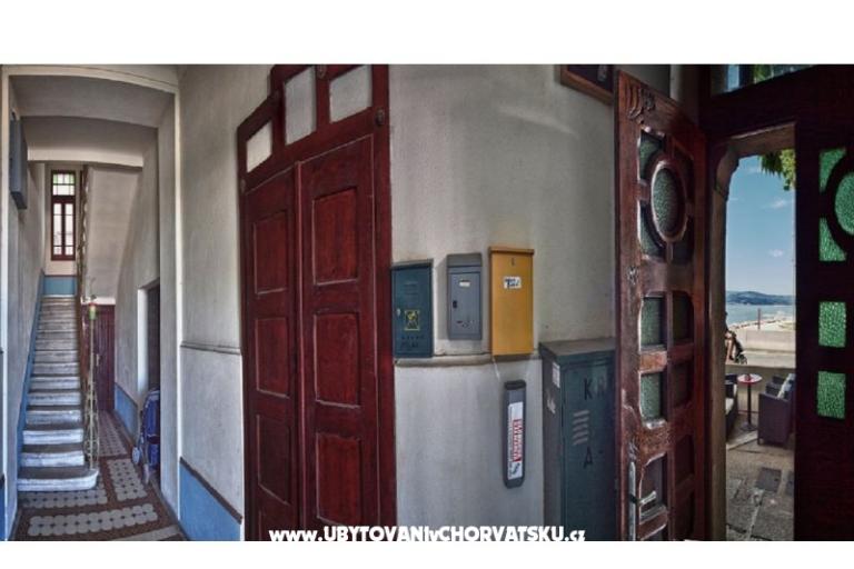 Apartmani LOLA – foto 2