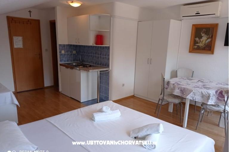 Apartmani Mihovil – foto 12