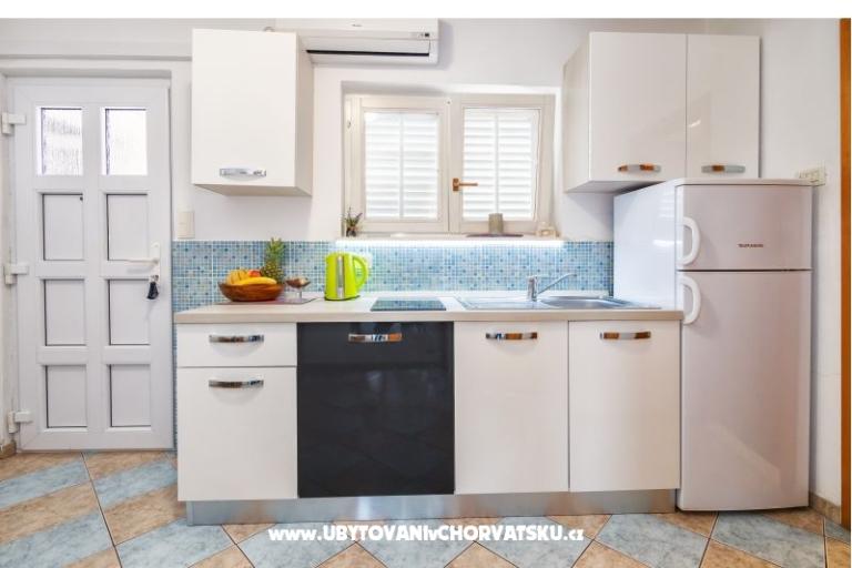 Apartmani Tamaris - Suhi Potok – foto 38
