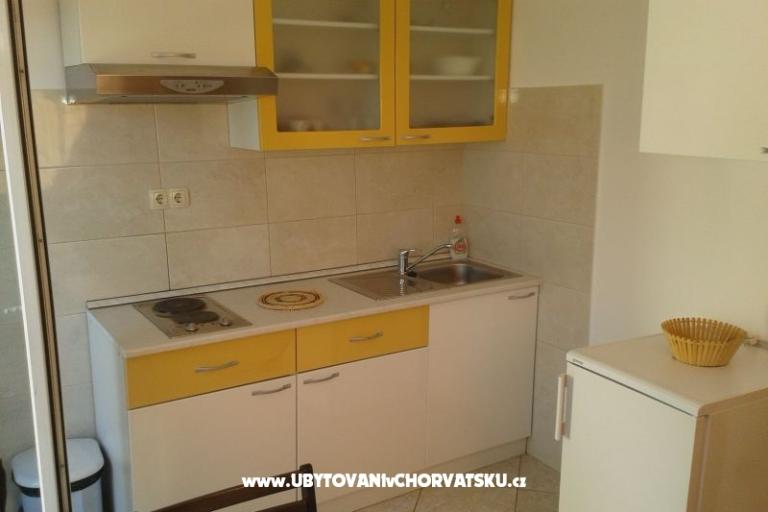 Apartmani Ana - Kamp Ivo – foto 11