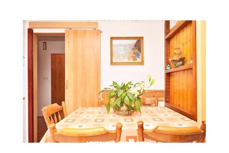 Apartmani Stari Grad /Omiš center/ – foto 8