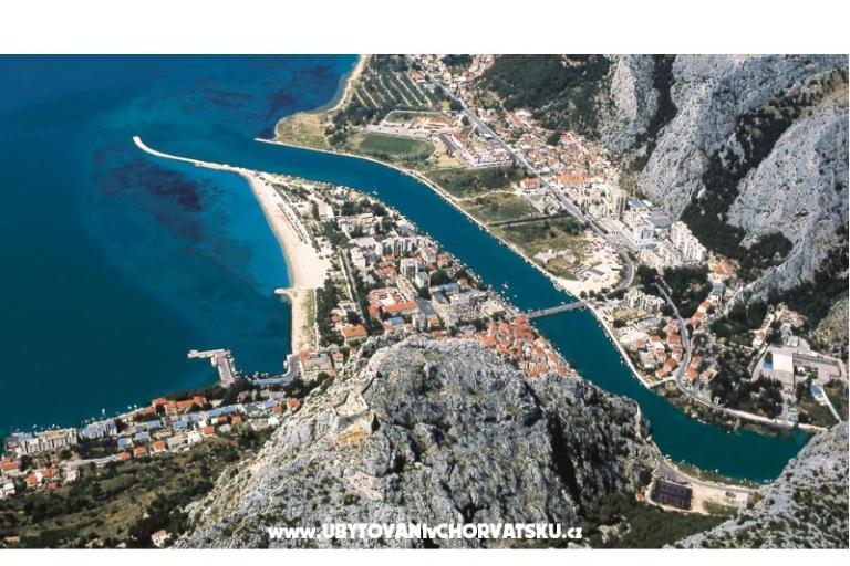 Kamena kuća – foto 16