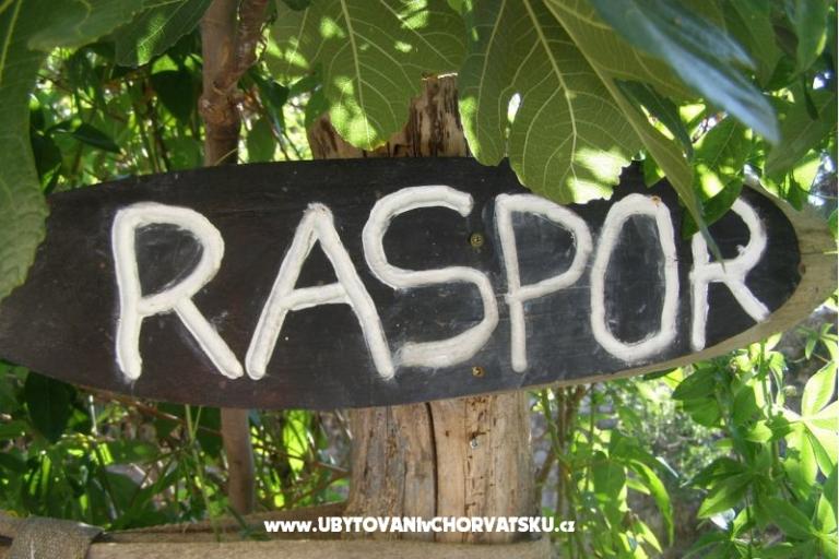 Apartmani & rooms  Raspor – foto 12