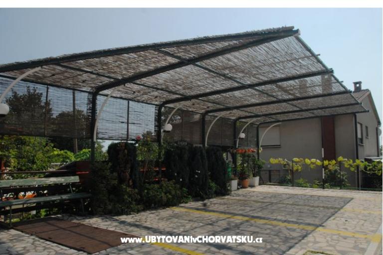 Apartmani & rooms  Raspor – foto 4
