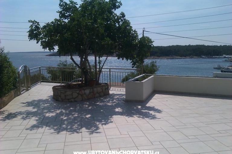 Apartmani Lovro Pag – foto 11