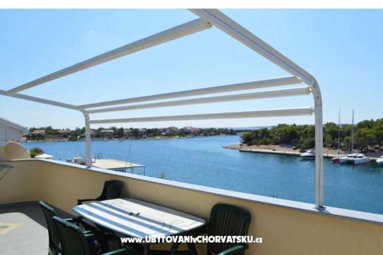 Apartmani Lovro Pag – foto 13