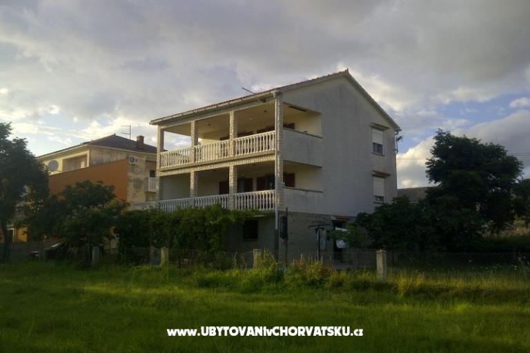 Apartmani Ćurić Povljana – foto 2