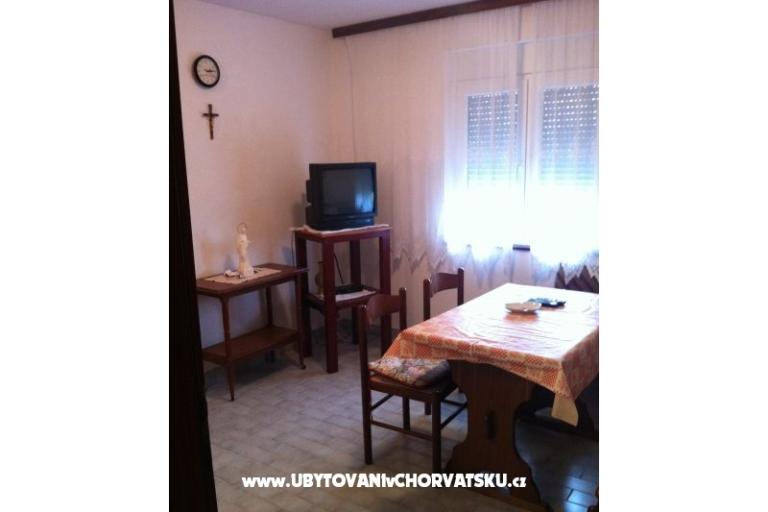 Apartmani Ćurić Povljana – foto 7
