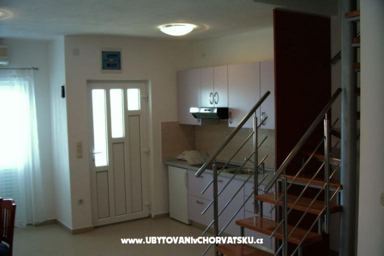 Apartmani IVA(iza kampa) – foto 12