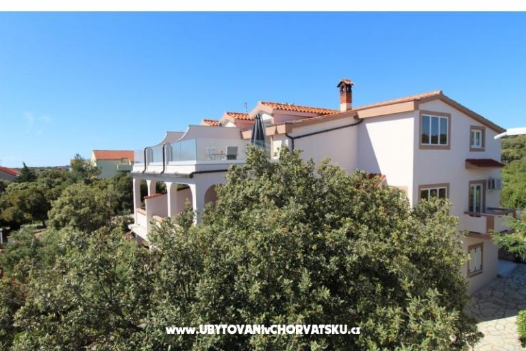 Apartmani Karas Mandre – foto 2