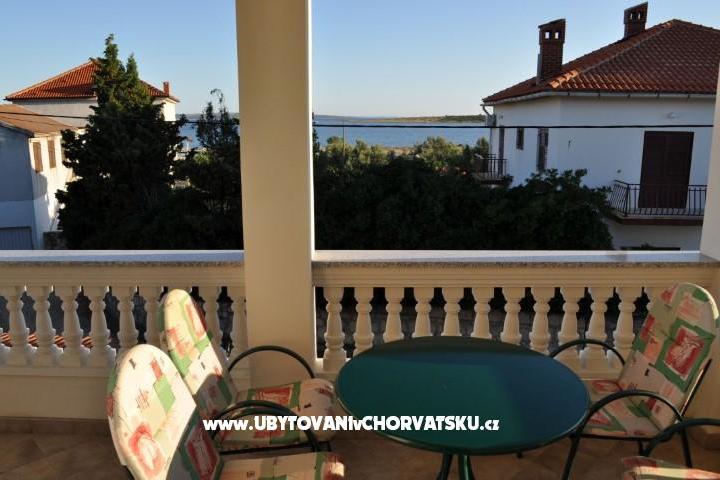 Apartmani Karmen – foto 8