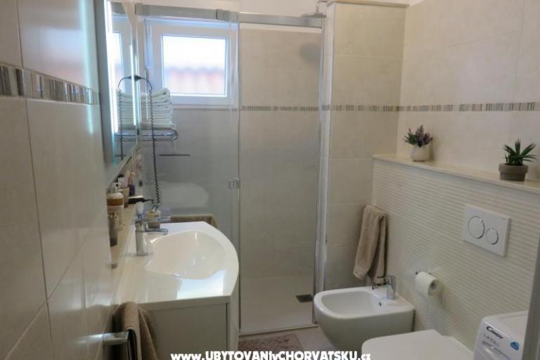 Apartmani na moru – foto 14