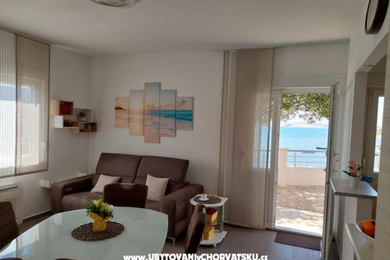 Apartmani na moru – foto 7
