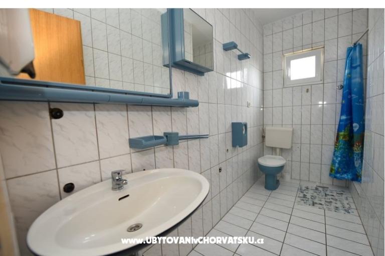 VAL Apartmani St. Novalja – foto 8
