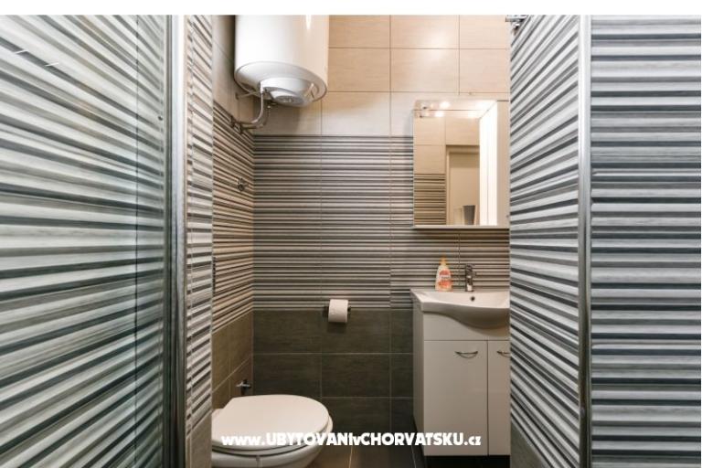 Apartman sa bazenom and jacuzzi – foto 11