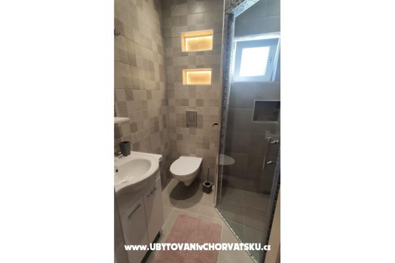 Apartman sa bazenom and jacuzzi – foto 13