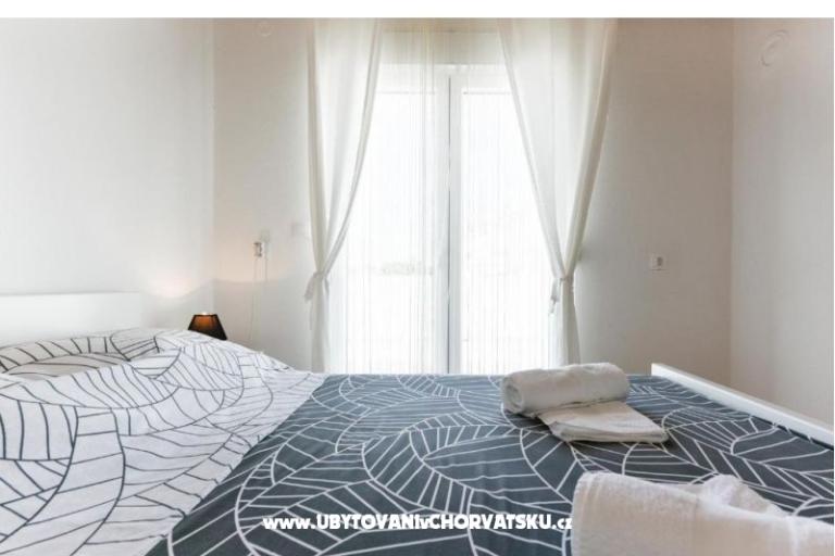 Apartman sa bazenom and jacuzzi – foto 28