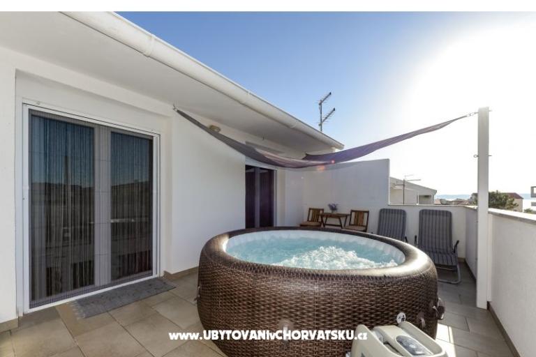 Apartman sa bazenom and jacuzzi – foto 7