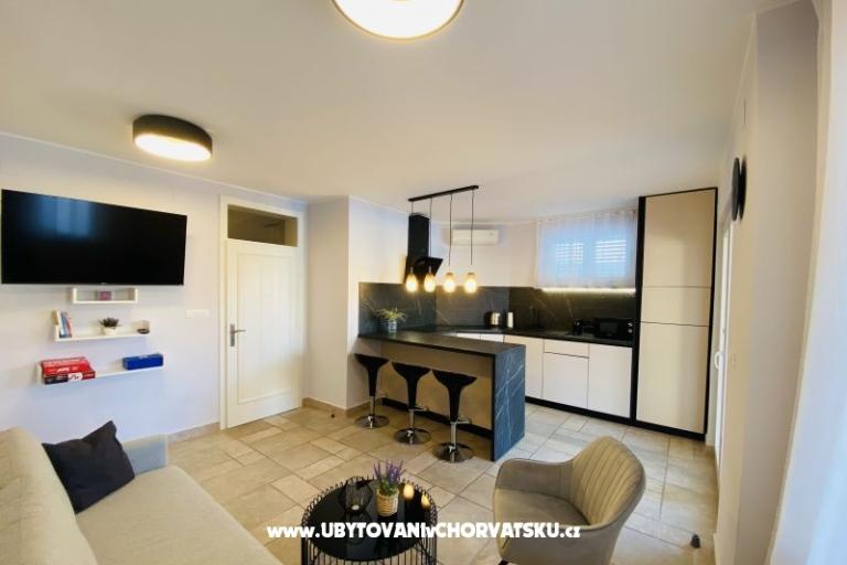 Pool Apartman Antonia – foto 11
