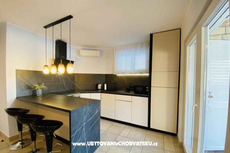 Pool Apartman Antonia – foto 12