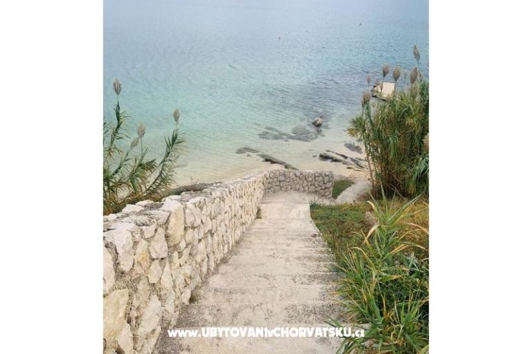 Pool Apartman Antonia – foto 26