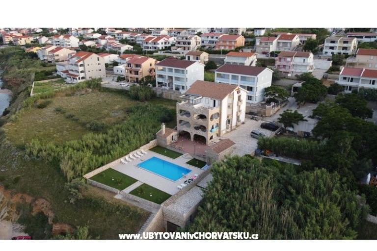 Pool Apartman Antonia – foto 30