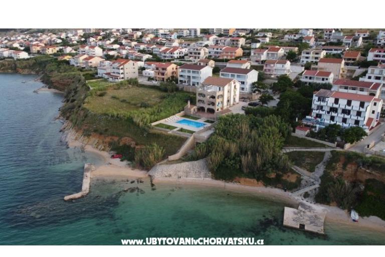 Pool Apartman Antonia – foto 31