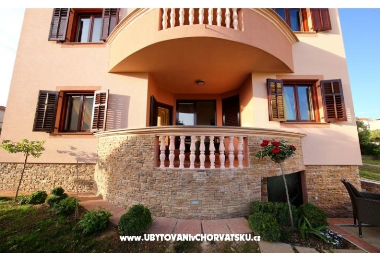 Apartmani Dalmatino Pakoštane – foto 11