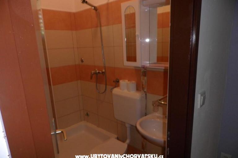 Apartmani Lara – foto 11