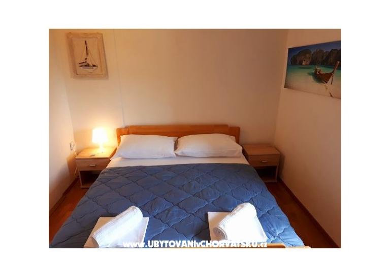 Kamena kuća Porat – foto 4