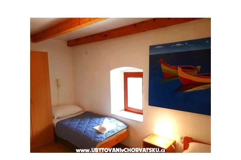 Kamena kuća Porat – foto 7