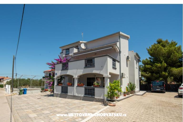 Pakoštane Apartmani Di-Ana – foto 18