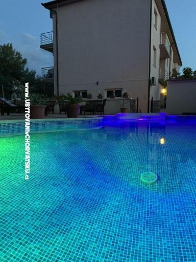 Apartmani sa bazenom Villa Julia 3  – foto 14