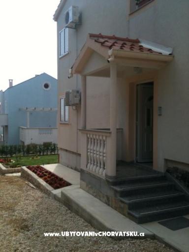 Apartmani Laura – foto 2