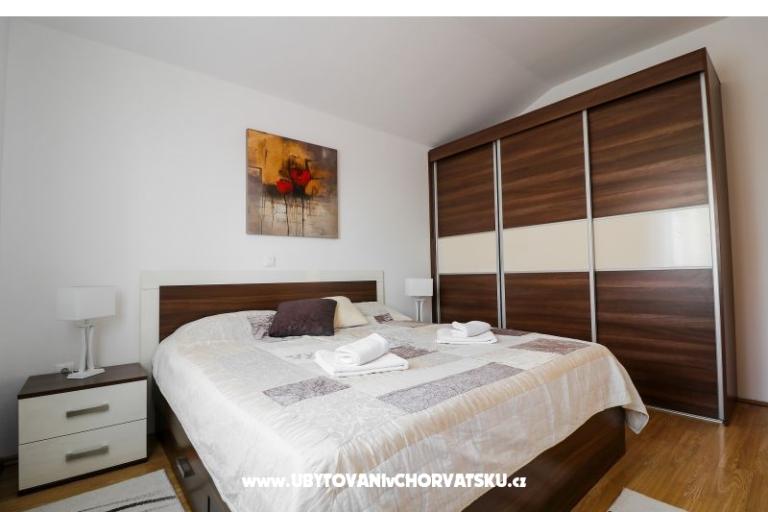  Kuća sa bazenom - Villa Marijana  – foto 12