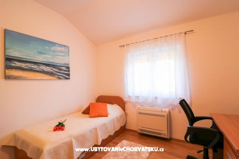  Kuća sa bazenom - Villa Marijana  – foto 13