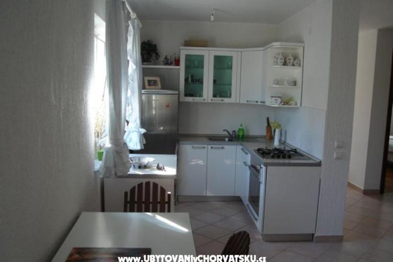 Apartman Holiday Kuća Studeny – foto 6