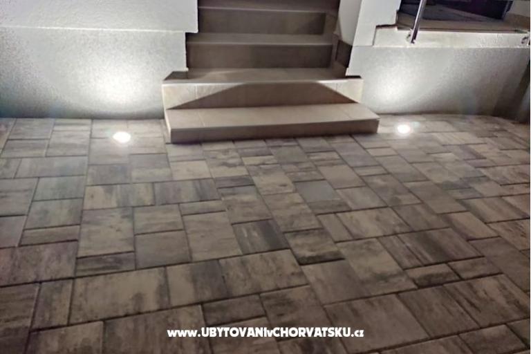 Apartmani Four Seasons - Pirovac – foto 9