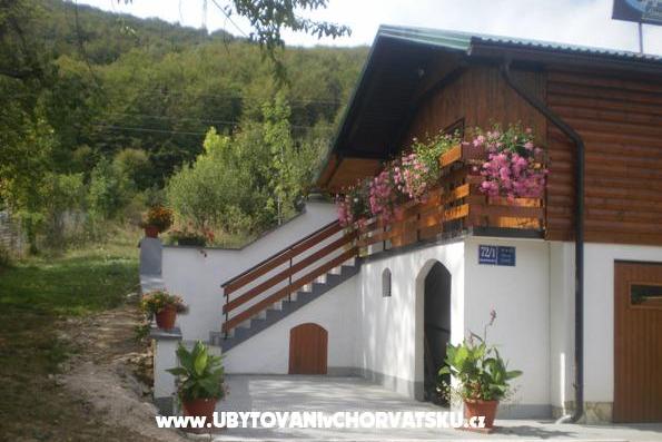 Kuća Omorika – foto 2