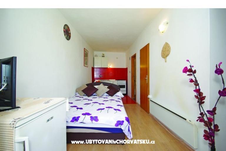 Seafront Studio Apartman + Balcony – foto 4