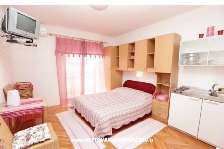Apartmani Holiday – foto 11