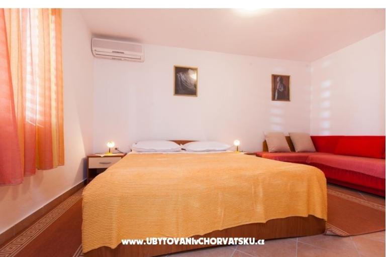 Apartmani MARINA - Villa NEDIKA – foto 8