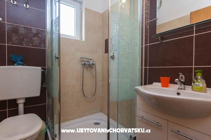 Apartmani Niko Podgora – foto 11