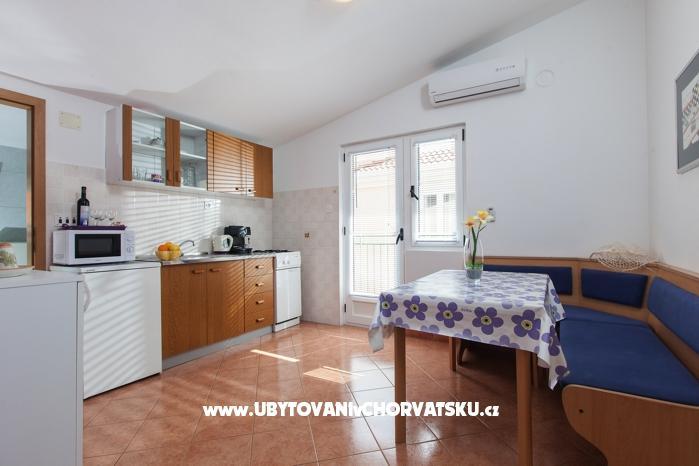 Apartmani Niko Podgora – foto 13