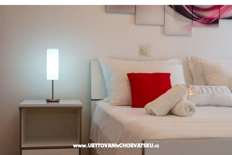 Wide Apartman with Pool  – foto 11